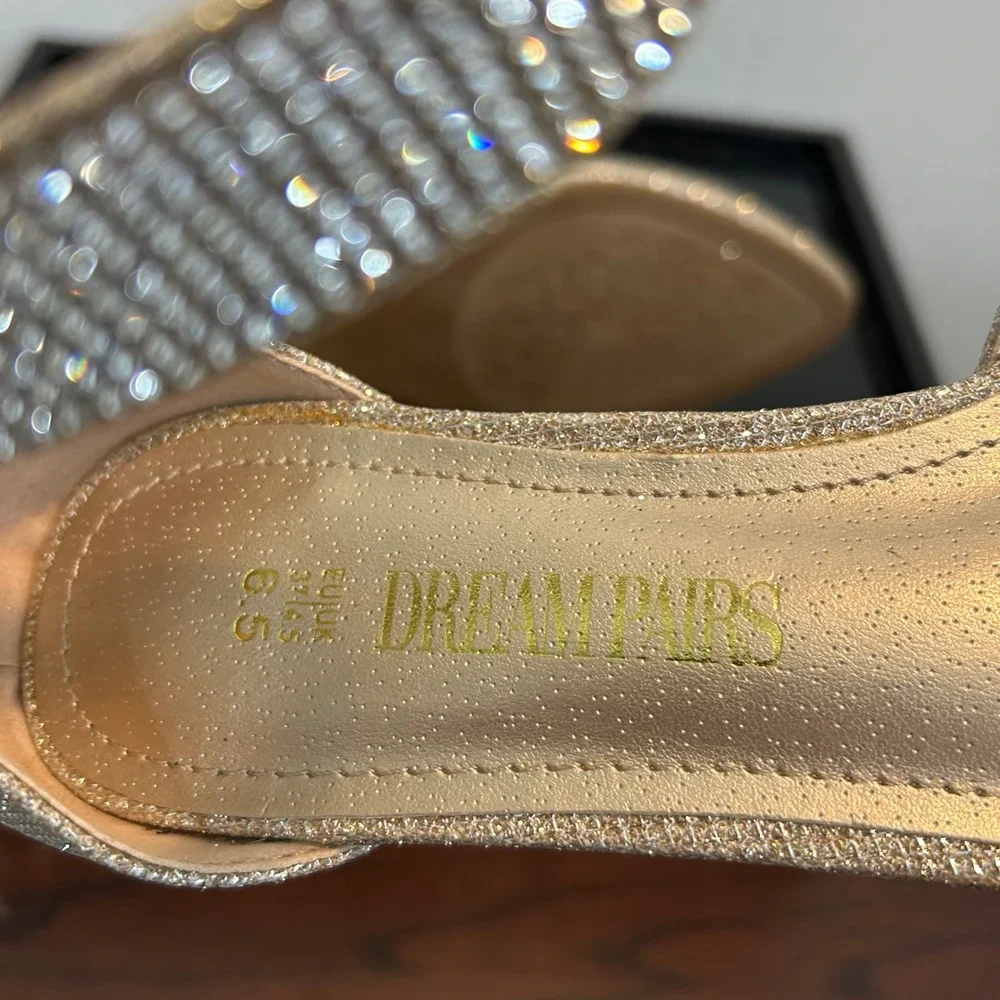 Dream Pairs Amiga-Shine Gold Glitter Rhinestone‎ Ankle Strap Wedge Flats 6.5